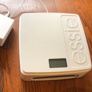 Essie Gel Polish LED Light